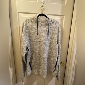 Men’s like new Dvision Hoodie